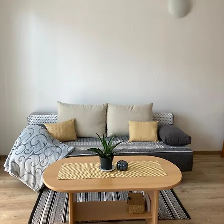 Apartment Karo,